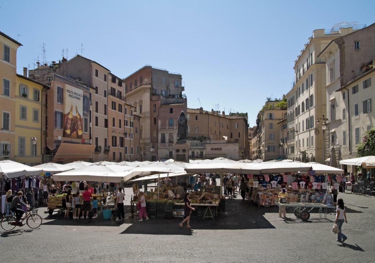 Appartamentino Campo Dei Fiori Rom Eksteriør billede
